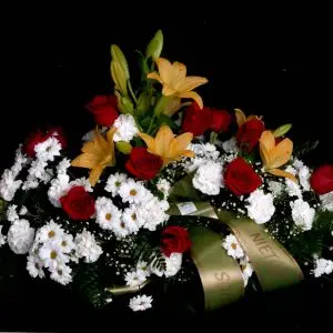 Centre flor variada amb roses